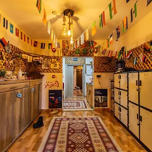 بيت شباب Hakaia Community, العقبة